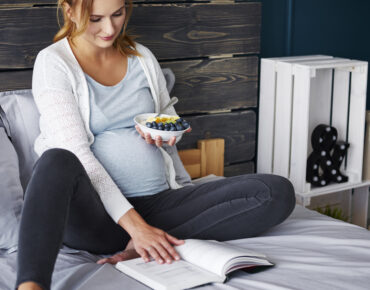 Common pregnancy complications and how to manage them